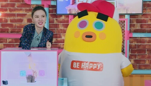 巧手特搜第5期：节目组太皮了 张萌摸“带毛”物体被吓懵