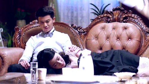 《秋蝉》虐恋篇：家国恋！任嘉伦李曼展示爱情至高“荣耀”