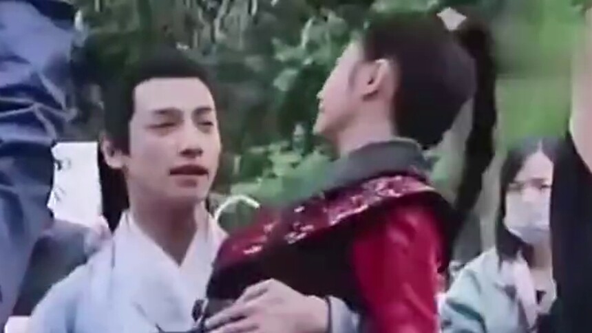 除了甜还是甜！罗云熙陈钰琪也太般配了~