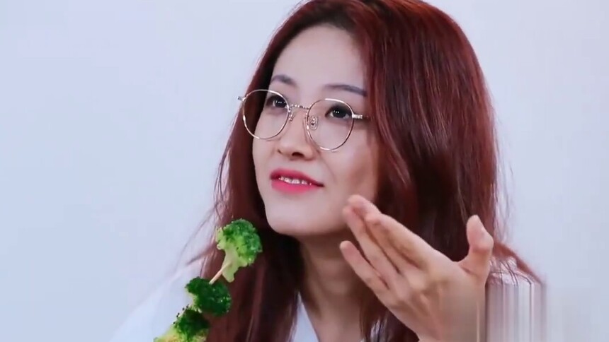 喻言憨憨行为大赏！快来疯狂pick可爱高颜值的特种兵喻言妹妹~