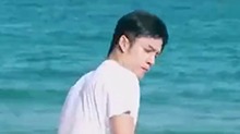 黄明昊韩东君学鸡打架，好幼稚两男的