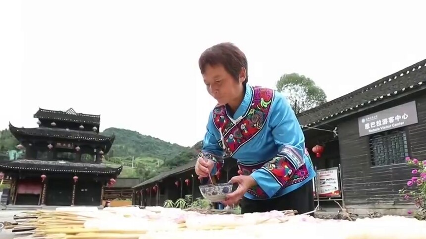 爱上苗儿滩（3）：原味苗市