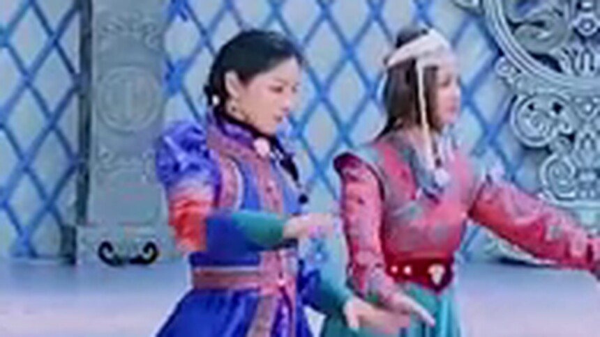 妻子的浪漫旅行4 PDvlog第25期：胡可张歆艺放飞自我 蒙古包内大秀顶碗舞惊呆PD