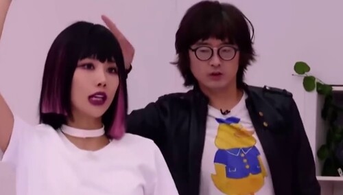 王霏霏教彭磊跳无价之姐，彭磊居然连地板动作也会