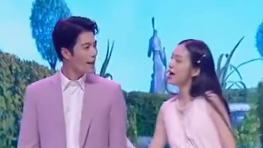 陈学冬周也复刻蔡依林陶喆《今天你要嫁给我》MV 周也笑起来好甜
