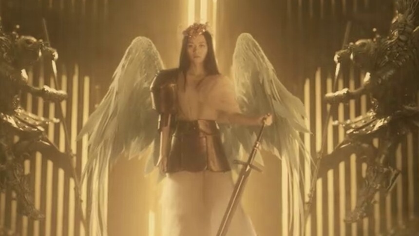 段奥娟&乃万《Dangerous Girl》MV