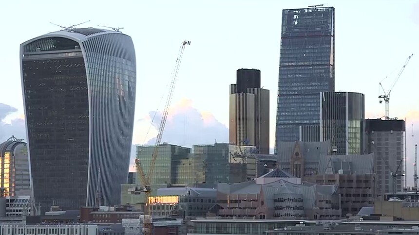 约翰逊说英国第二波疫情不可避免