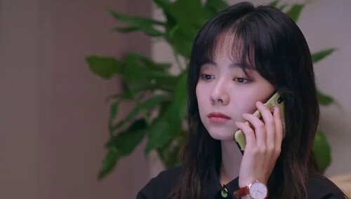 李尖尖批判学长抄袭 凌霄爱心投喂