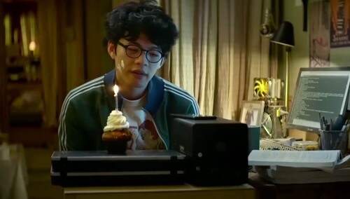 李鸿其实力演绎真·工具人