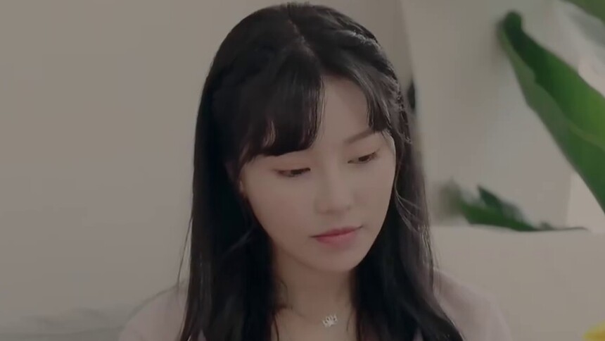 这是什么操作？余思娅李博文听英文歌的同时李博文在唱戏曲