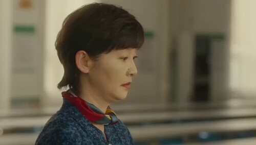 东子上门要债 李小美为妈妈出头