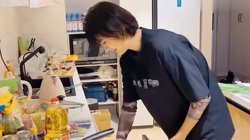姚安娜学厨之路，边做饭边碎碎念，真实又可爱