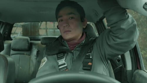 洪翼舟遇见滑坡意外掉下山坡