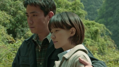 《峰爆》未曝光结局 朱一龙陈数焦俊艳齐聚悼念老洪
