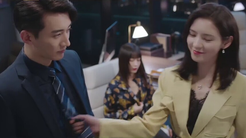 《夜色暗涌时》精彩抢先看：夜色夫妇“混合双怼” 白月光归来又如何？