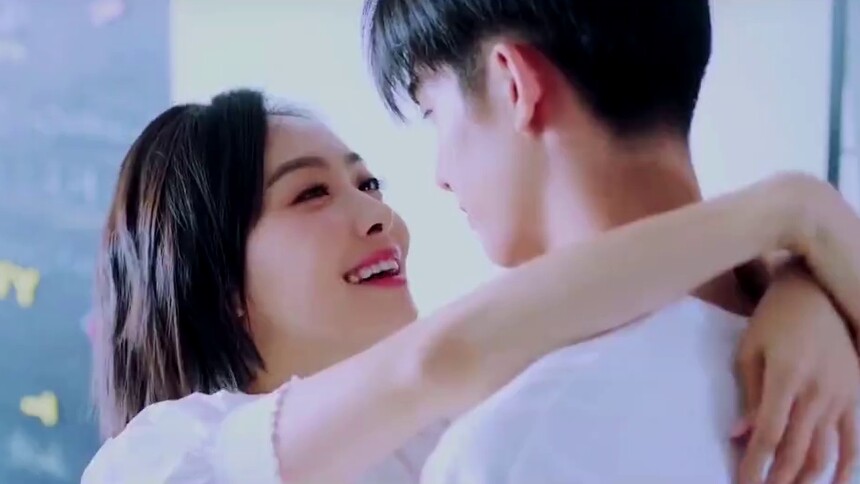 或许，宋威龙就是喜欢宋茜身上的姐姐气息吧