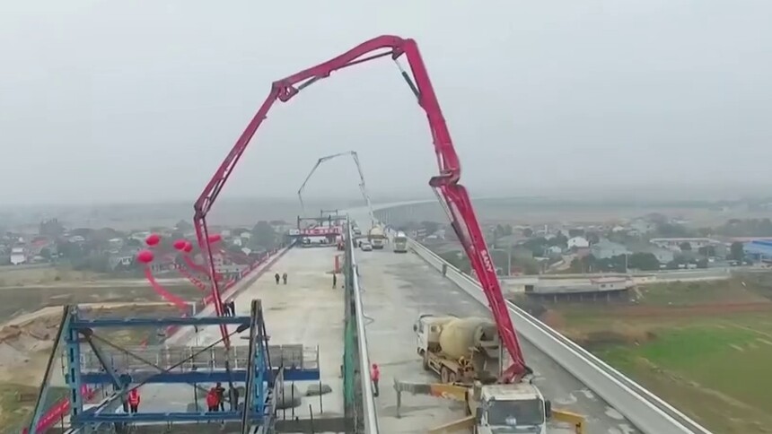 岳阳 平益高速：白泥湖湘江特大桥全幅贯通 主线控制性工程全部完成