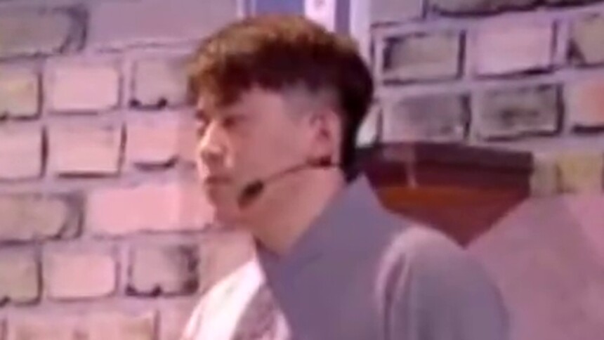 《我们都爱笑》精彩花絮：张维威狂蹭镜子屋吓跑无数嘉宾