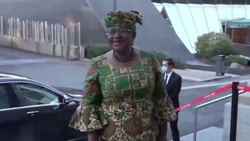 奥孔乔-伊韦阿拉正式就任世贸组织总干事