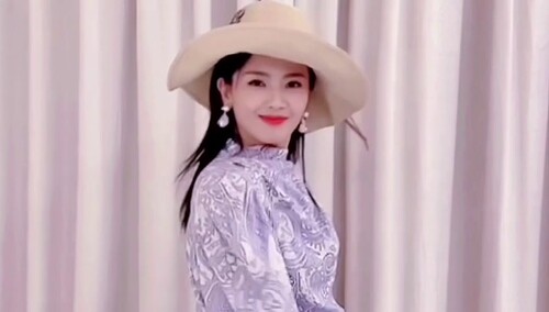 “团长”刘涛向你发出邀请，搓手等待《妻子的浪漫旅行5》
