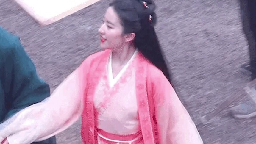 梦回赵灵儿！刘亦菲陈晓《梦华录》路透曝光