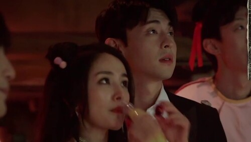 邓伦自评《白鹿原》时期是颜值巅峰 满屏都是嫩嫩的伦哥！