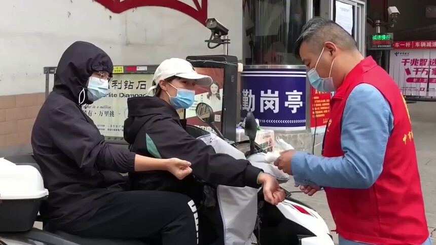 隔离72小时后，他们还好吗？——探访安徽六安中风险区