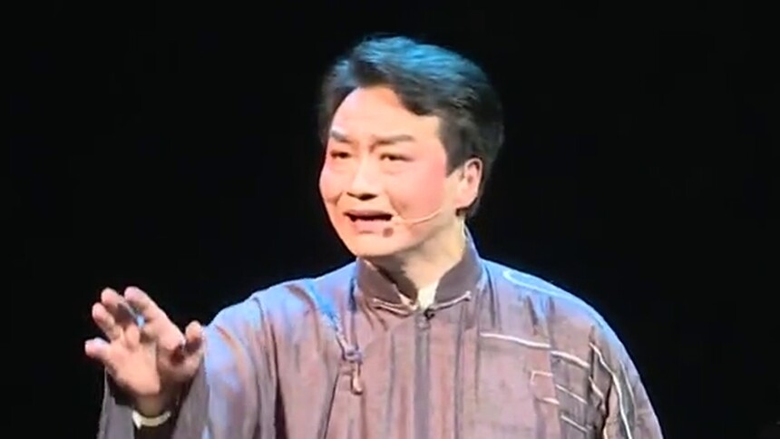 湖南：花鼓戏演绎徐特立人生 师生同堂传承革命精神