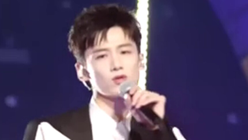 白敬亭和小鬼王琳凯同台合唱《Goodnight》，白敬亭舞台直拍get~