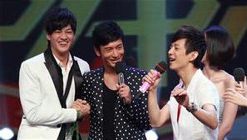 快乐大本营20100911期：何润东挑战快乐家族 大秀身材