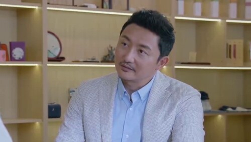 赵小蕾答应费天明的邀约