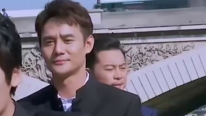 王凯杨迪成老歌点唱机 畅游塞纳河还能听听王凯唱歌真开心！