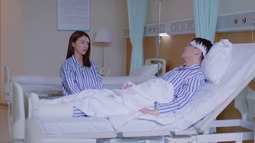 赵小军病床上反思重男轻女家庭，赵小蕾动情落泪