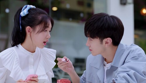 《暗格里的秘密》爱情方程版预告：青春向前！周斯越丁羡勇敢追爱