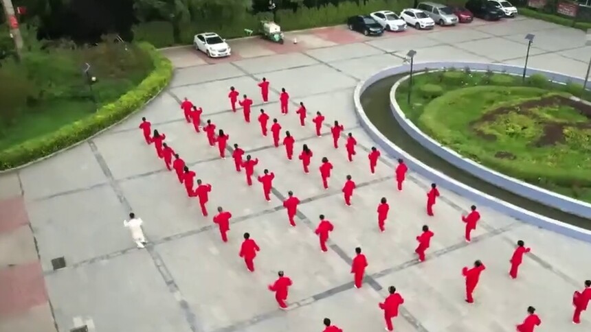 河北邢台：健康“工间操” 提升“精气神”