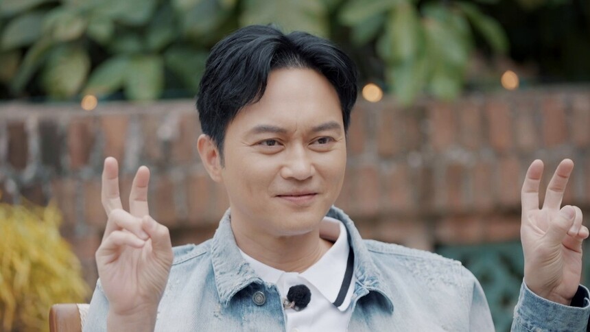 听说袁咏仪应采儿要来，张智霖陈小春齐唱《两只老虎》