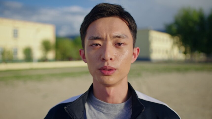 张雷问同学们为什么喜欢足球？