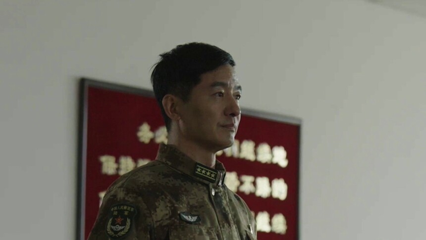 《砺剑》单元预告：猛虎旅被点名批评，陈剑锋痛定思痛