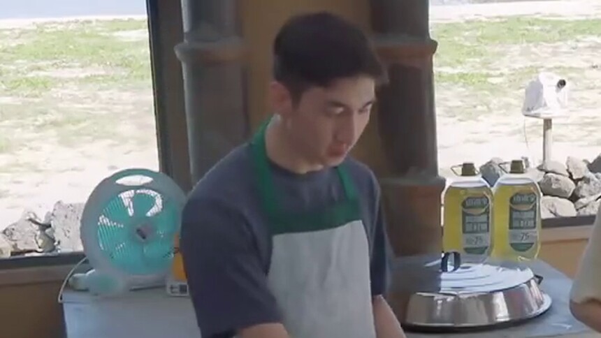 武大靖猎奇配方 用榨菜做三明治
