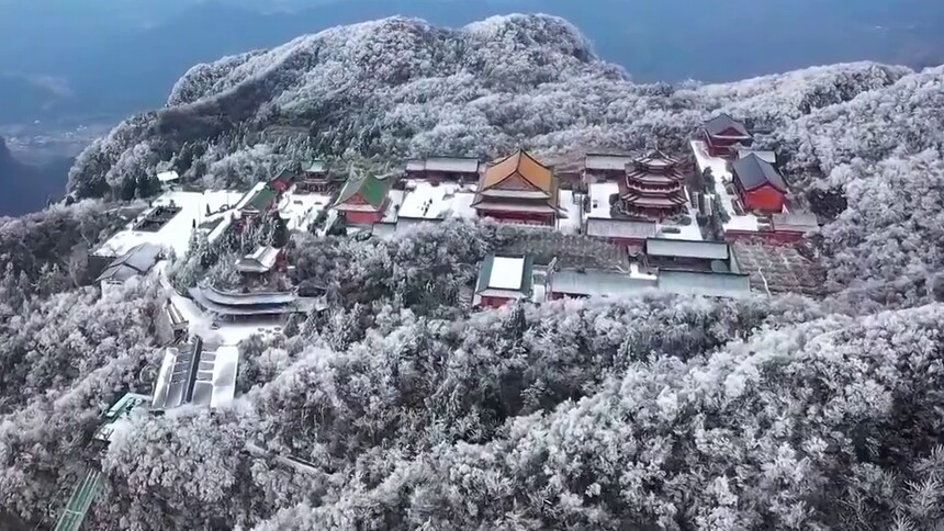 雪后林海 苍茫壮阔