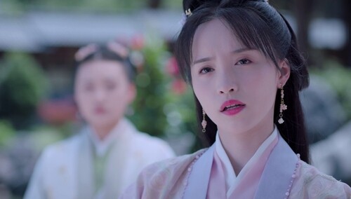 沈鱼给周悦支招拿捏高墨，被周依惠撞见