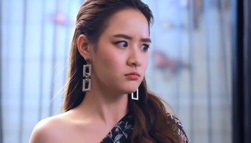 龚恩当众退婚 手撕未婚妻维莎