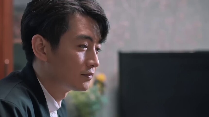 奶奶问杨光是不是谈恋爱了 杨光纠结要不要追廖律师