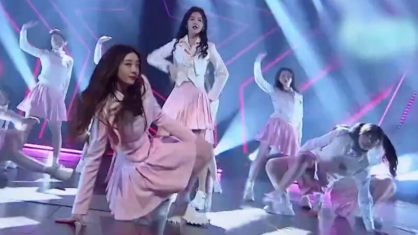 赵小棠蔡文静唱跳《yesok》