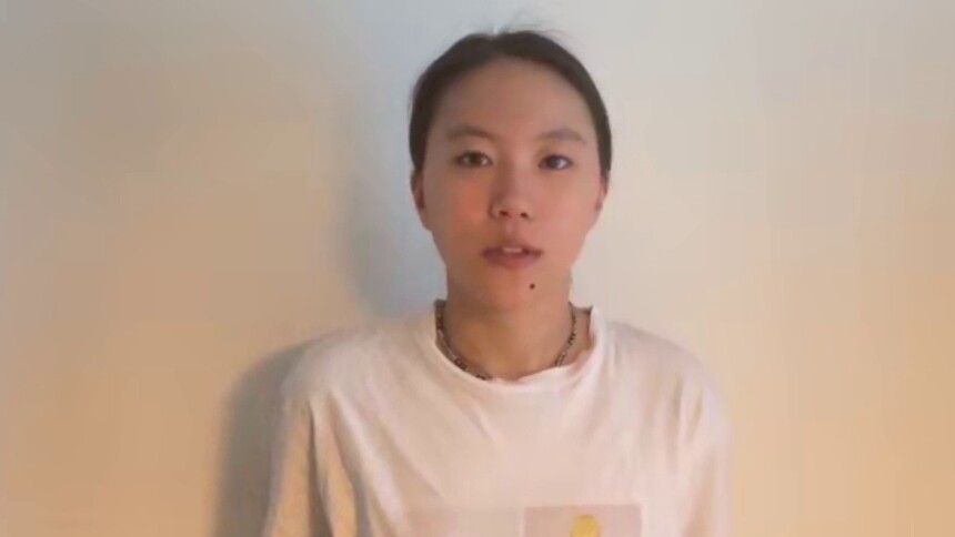 窦靖童期待阿雅乘风破浪，迎接新挑战