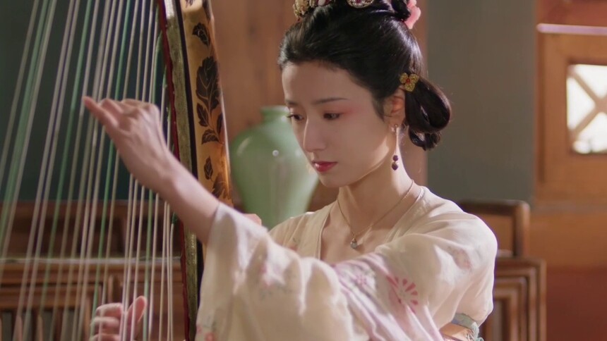 《花朝秋月夜》定档6.15：“情”逢对手，“弹琴”说爱！