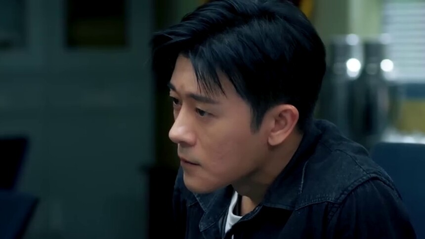 徐无双召开小组会议分析案情