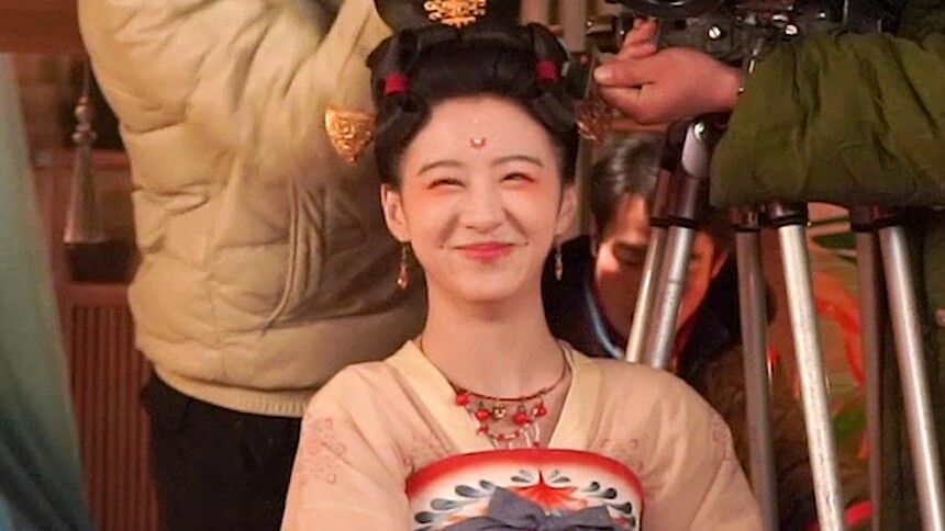 花絮营业中：花朝“喜剧人”姐妹迷惑行为大赏