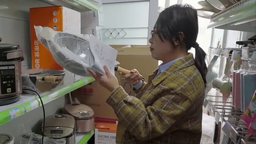 扎根帕米尔的税务工作者李红菊拥有多重身份