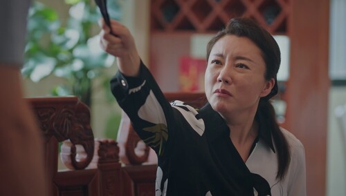 昌龙主动向老婆认错